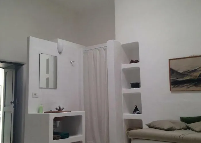 Patio Ii At Bed and Breakfast La Asomada (Lanzarote)