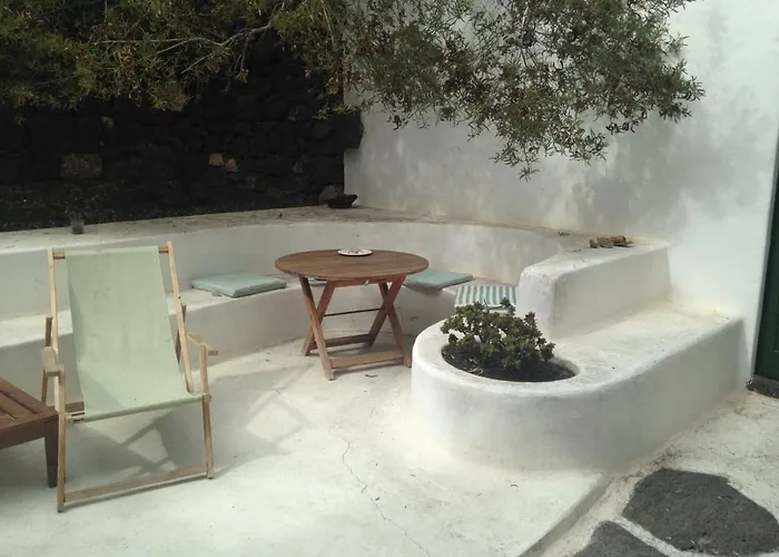 Patio Ii At Bed & Breakfast La Asomada (Lanzarote)